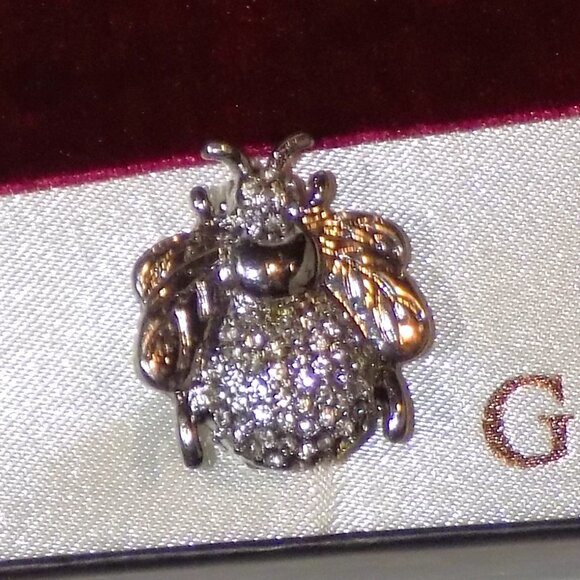 Lot 2 New Guess Interchangeable Brooch Choker & Crystal Flower Necklace Bundle - Picture 6 of 15